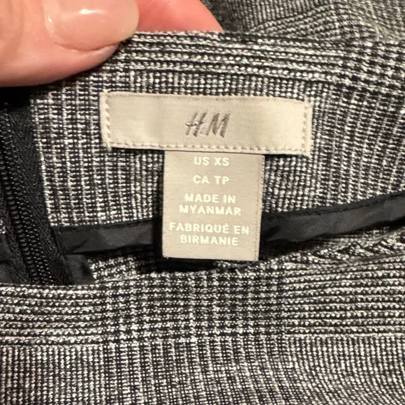 H&M Elegant Gray Plaid Dress Size XS - Picture 12 of 13